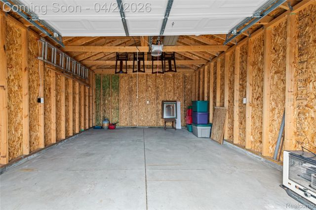 2305 Vinewood Street, Wyandotte, MI 48192