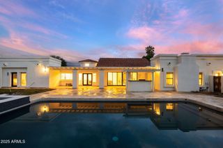 10111 E CHOLLA Street, Scottsdale, AZ 85260