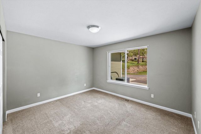 5521C Happy Hill Rd, Tumtum, WA 99034