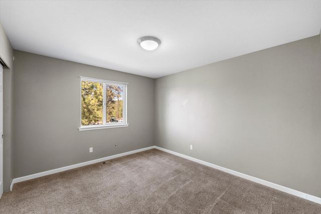 5521C Happy Hill Rd, Tumtum, WA 99034