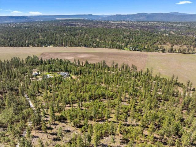 5521C Happy Hill Rd, Tumtum, WA 99034