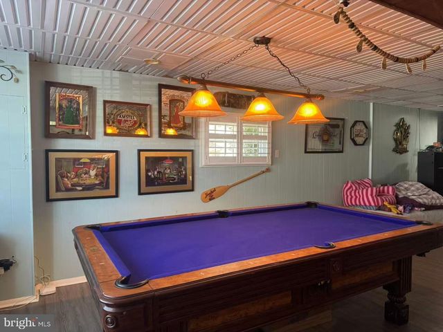 649 HUTCHINSON TER, Holmes, PA 19043
