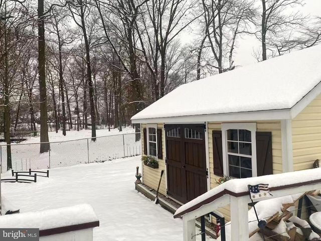 649 HUTCHINSON TER, Holmes, PA 19043