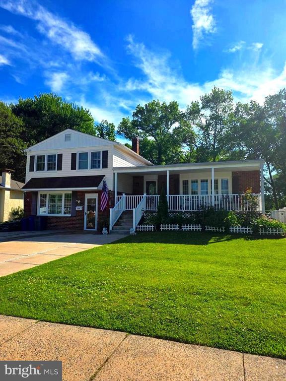 649 HUTCHINSON TER, Holmes, PA 19043