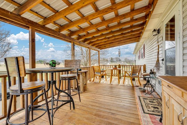 568 Brock Ln, Sparta, TN 38583