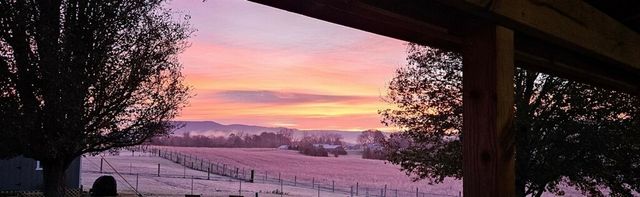 568 Brock Ln, Sparta, TN 38583