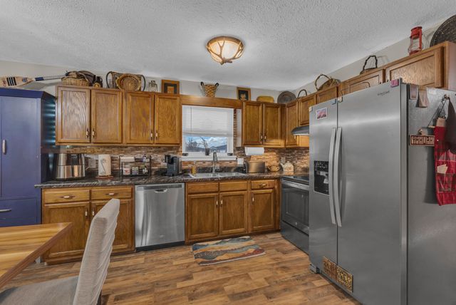 568 Brock Ln, Sparta, TN 38583