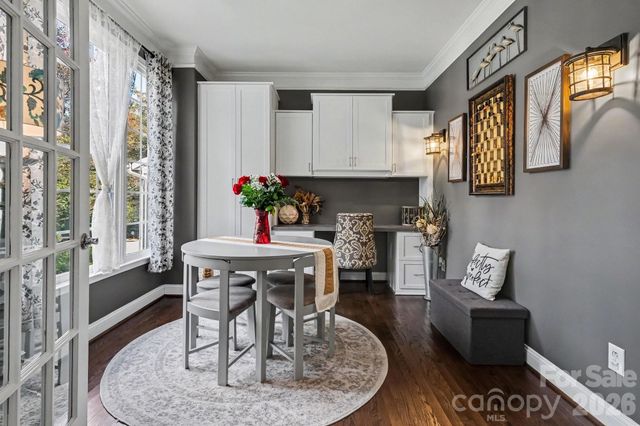 1924 DeArmon Drive, Charlotte, NC 28205