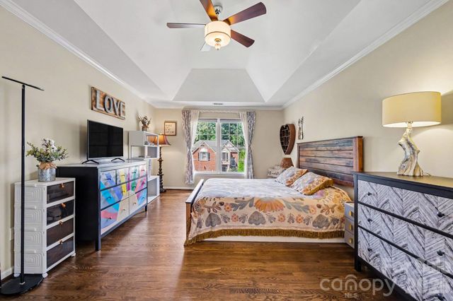 1924 DeArmon Drive, Charlotte, NC 28205