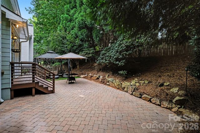 1924 DeArmon Drive, Charlotte, NC 28205