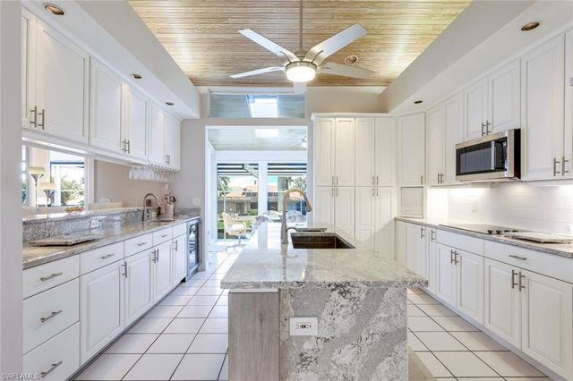 1221 SW 54th ST, Cape Coral, FL 33914