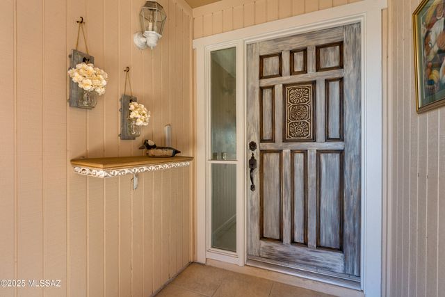 736 W Desert Hills Drive, Green Valley, AZ 85622