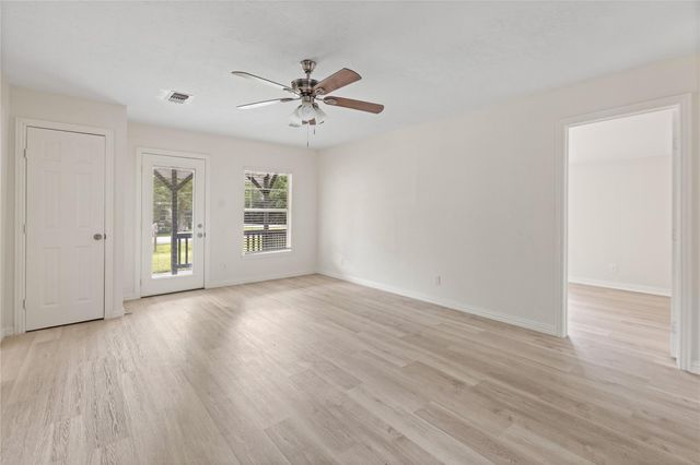 4103 Fuqua Street, Bacliff, TX 77518