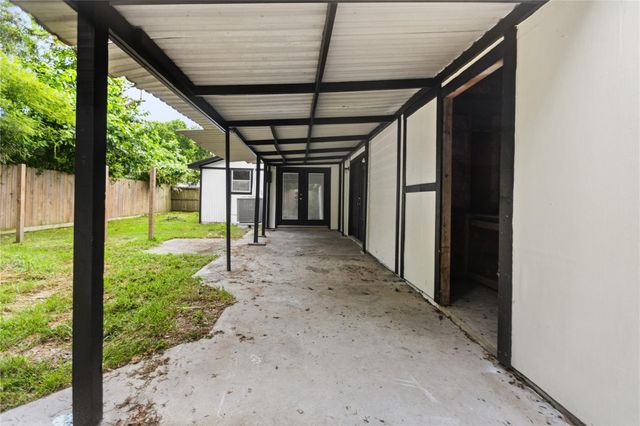 4103 Fuqua Street, Bacliff, TX 77518