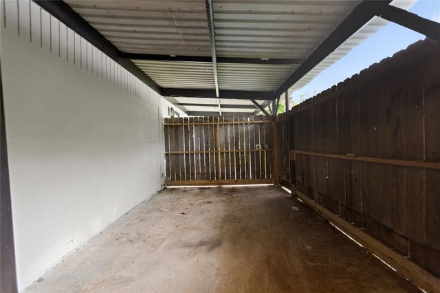 4103 Fuqua Street, Bacliff, TX 77518