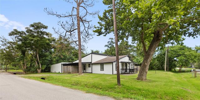 4103 Fuqua Street, Bacliff, TX 77518