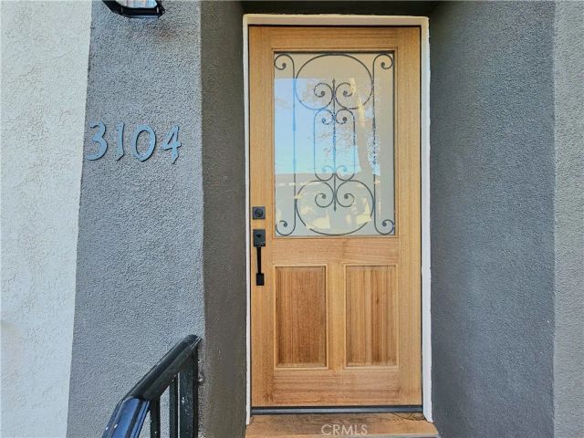 3104 W 43rd Place, Los Angeles, CA 90008
