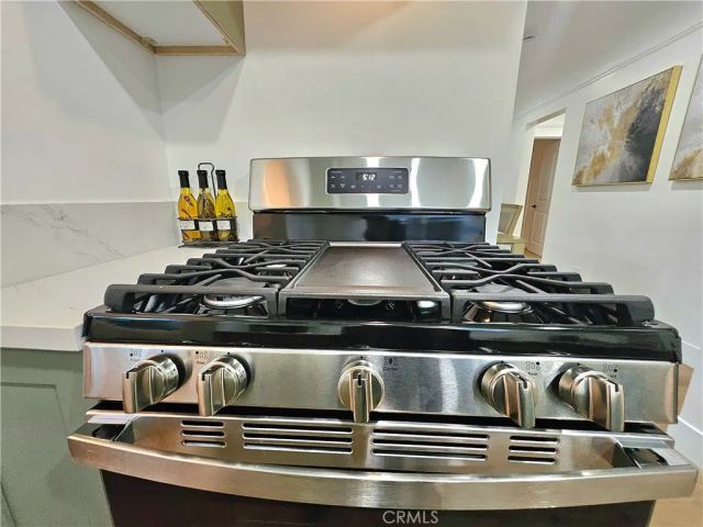 3104 W 43rd Place, Los Angeles, CA 90008