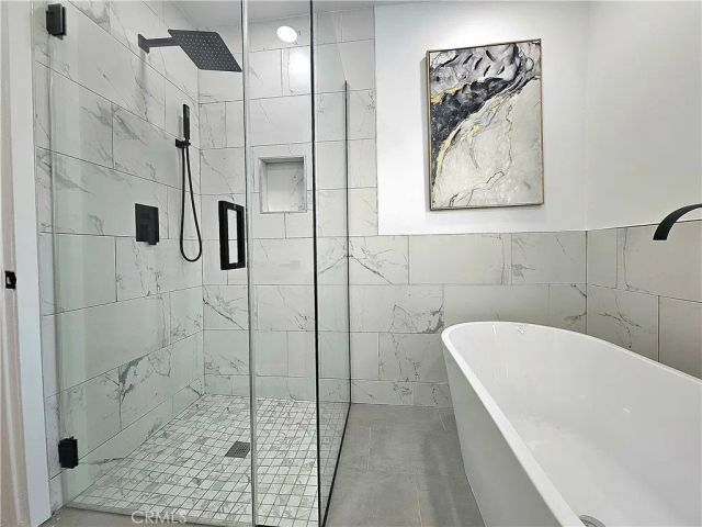 3104 W 43rd Place, Los Angeles, CA 90008