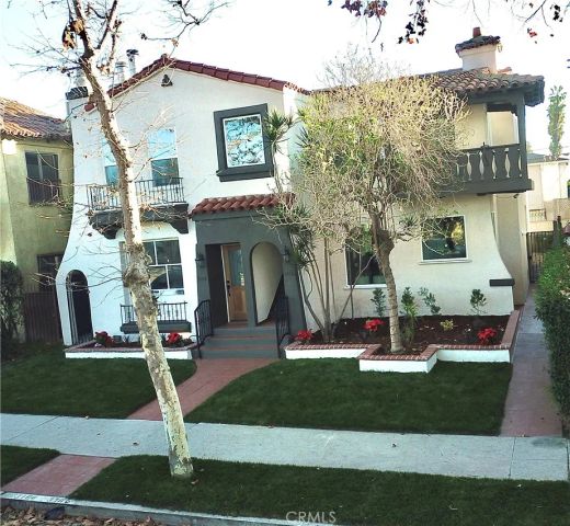 3104 W 43rd Place, Los Angeles, CA 90008