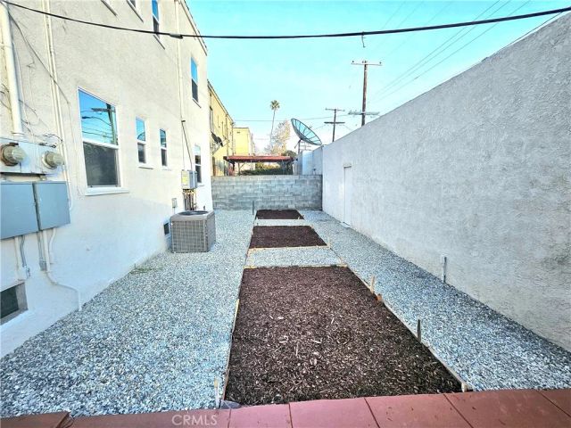 3104 W 43rd Place, Los Angeles, CA 90008