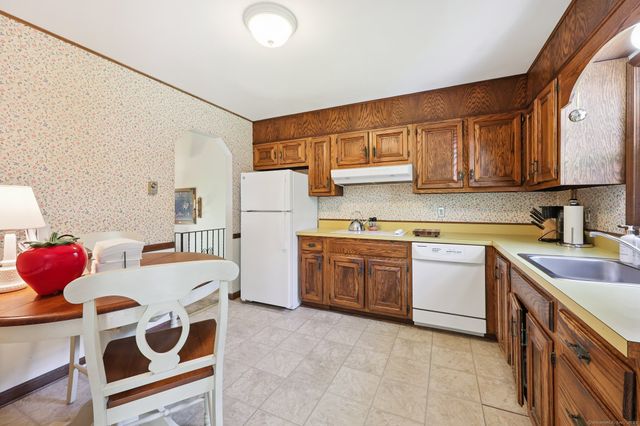 71 Upper Reservoir Road, New Milford, CT 06776