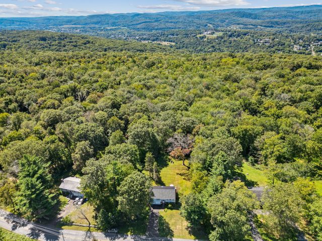 71 Upper Reservoir Road, New Milford, CT 06776