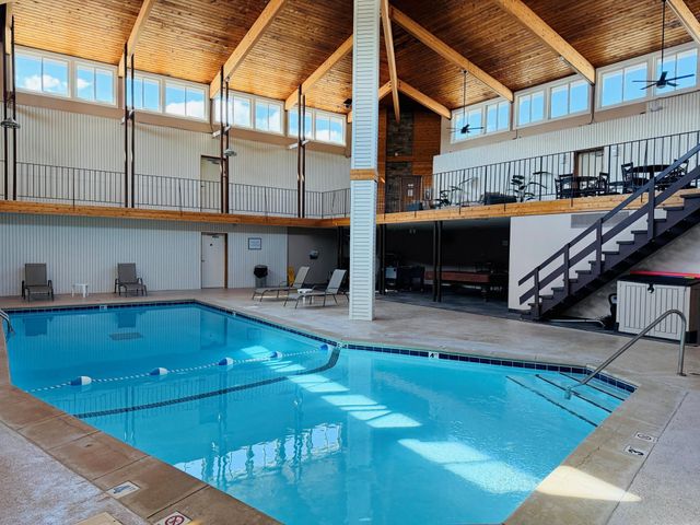 2011 E 122nd Street D5, Burnsville, MN 55337