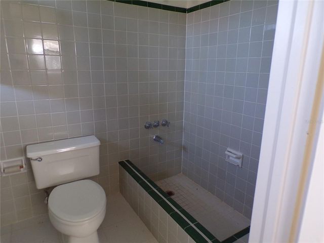 1124 SUNSET DRIVE, Venice, FL 34285