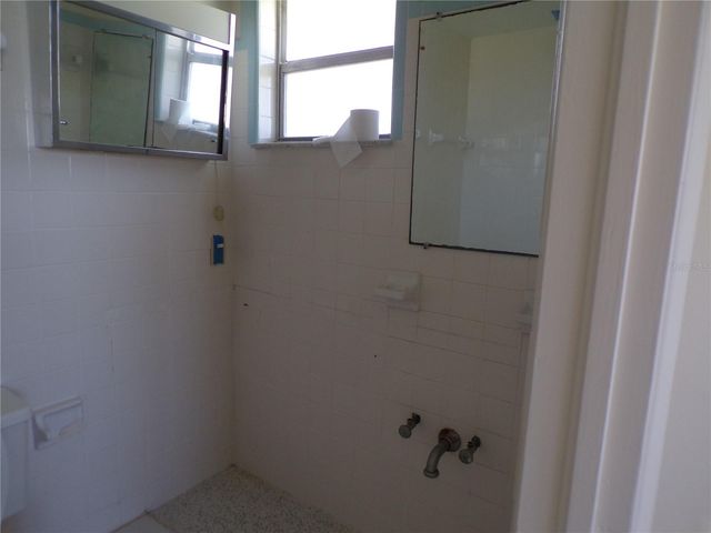 1124 SUNSET DRIVE, Venice, FL 34285