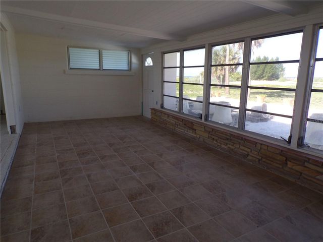 1124 SUNSET DRIVE, Venice, FL 34285