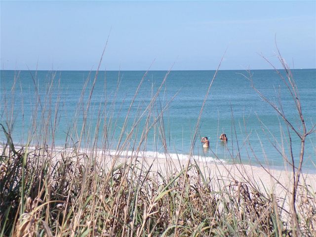 1124 SUNSET DRIVE, Venice, FL 34285