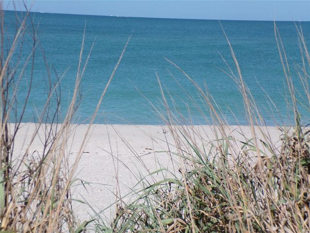 1124 SUNSET DRIVE, Venice, FL 34285