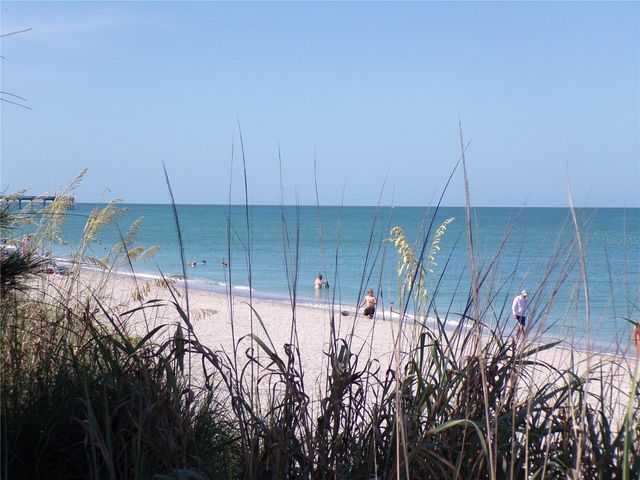 1124 SUNSET DRIVE, Venice, FL 34285