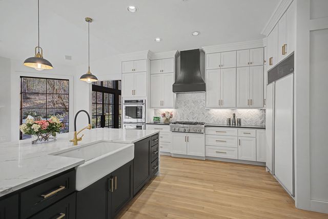 6339 Johnson Chapel Rd, W, Brentwood, TN 37027