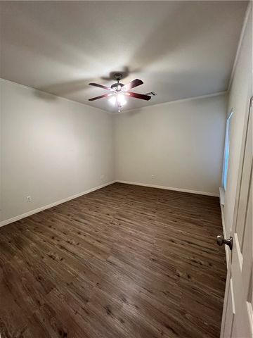 357 Old Mill Creek Drive, Woodway, TX 76712