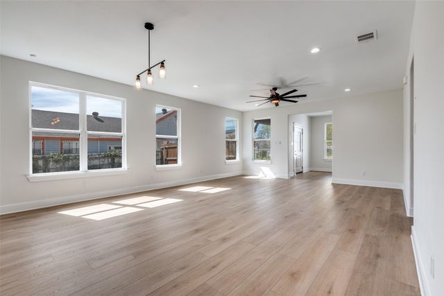 1406 Oakley Avenue, Dallas, TX 75216