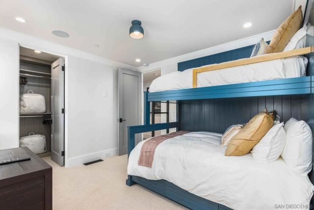 3803 Marcus Ave, Newport Beach, CA 92663