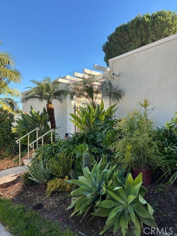 2091 Ronda Granada D, Laguna Woods, CA 92637 — photo 2