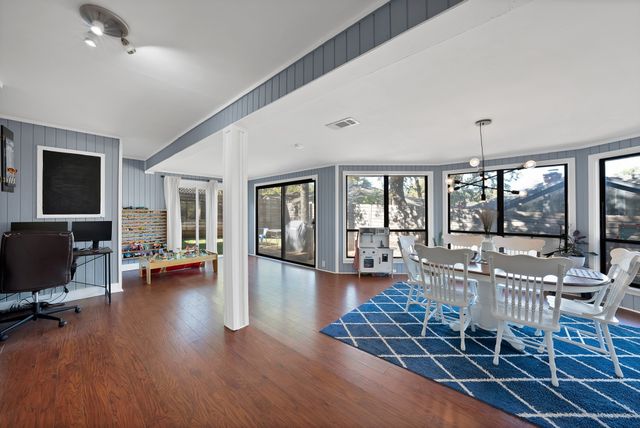 5707 Overridge Drive, Arlington, TX 76017