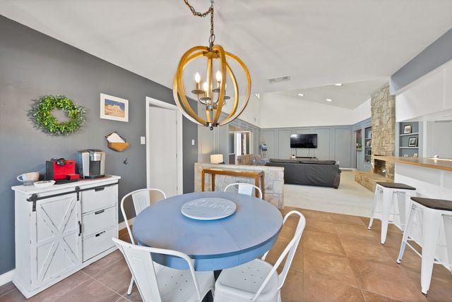 5707 Overridge Drive, Arlington, TX 76017