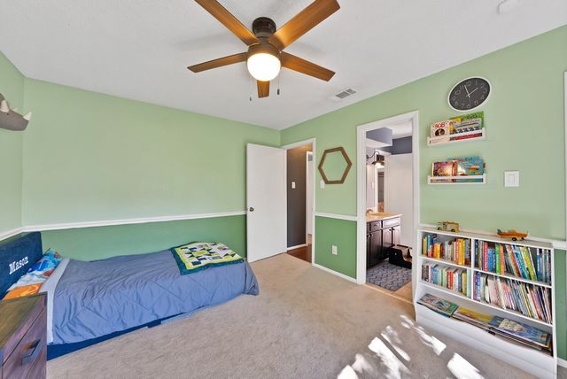 5707 Overridge Drive, Arlington, TX 76017