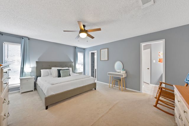 5707 Overridge Drive, Arlington, TX 76017