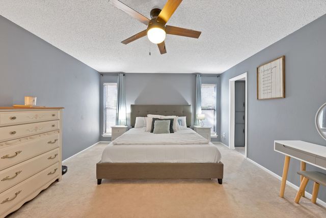 5707 Overridge Drive, Arlington, TX 76017