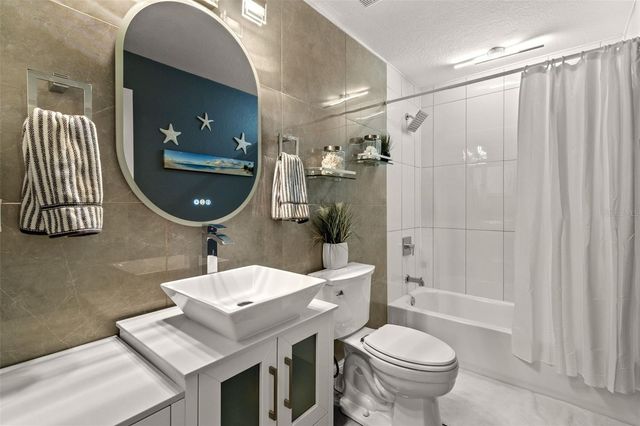 5537 MONTEGO LANE, Port Charlotte, FL 33981