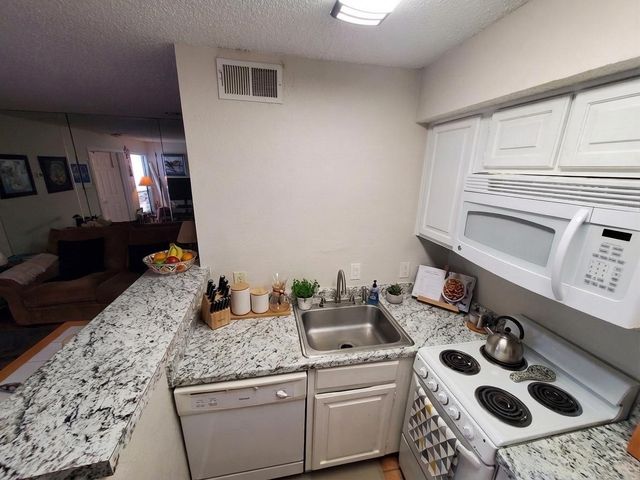 2311 Balsam Drive H308, Arlington, TX 76006