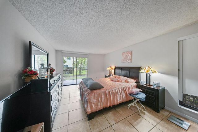 20860 San Simeon Way 109-6, Miami, FL 33179