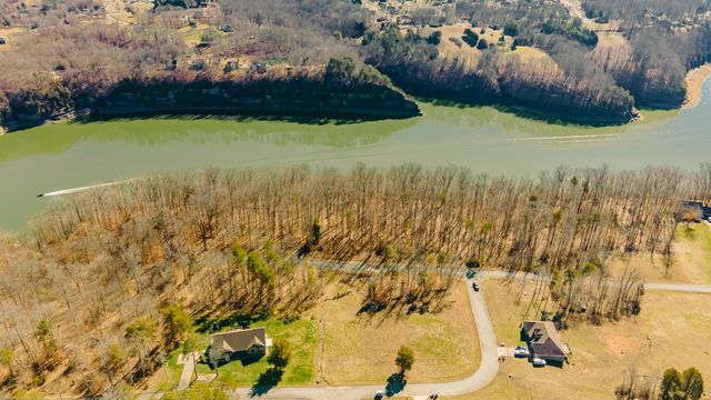 1964 S Shepola Road, Nancy, KY 42544