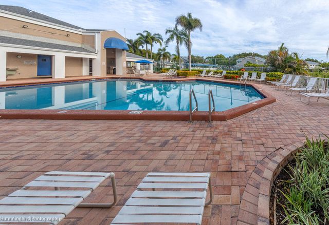 2047 DISCOVERY Circle E, Deerfield Beach, FL 33442