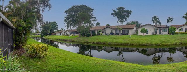 2047 DISCOVERY Circle E, Deerfield Beach, FL 33442